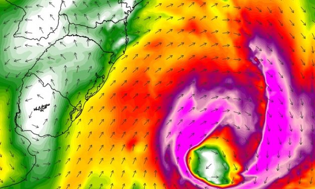 Baixa pressão trará chuva forte e formará enorme ciclone no Atlântico