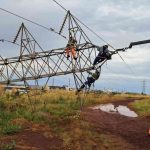 Vento recorde provoca destruição histórica na rede elétrica do Paraná