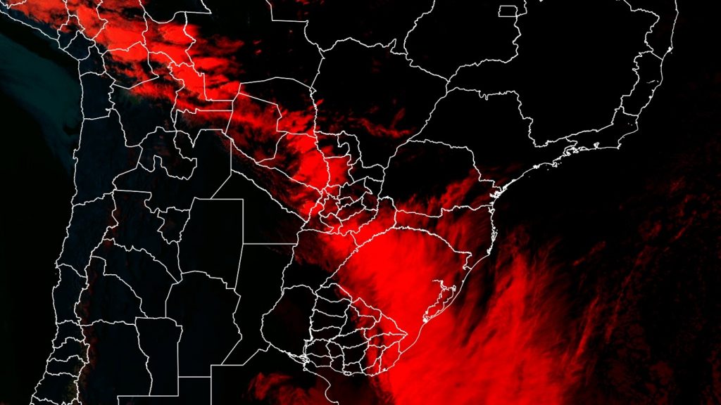 Frente fria avança com chuva que já atinge até 50 mm no interior gaúcho
