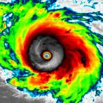 Poderoso furacão Humberto atinge categoria 5 no Atlântico
