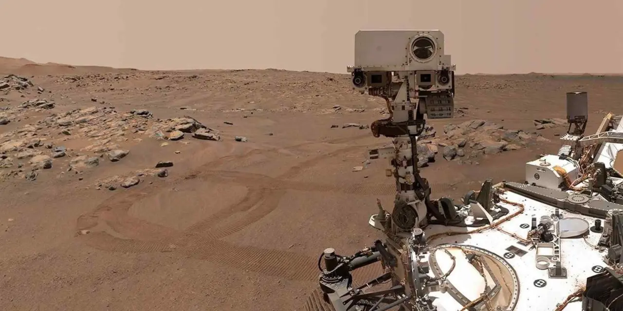 <span class="entry-title-primary">NASA encontra indícios de vida em Marte</span> <h2 class="entry-subtitle">Descoberta é considerada a mais próxima que a ciência já chegou de comprovar a existência de organismos em Marte.</h2>