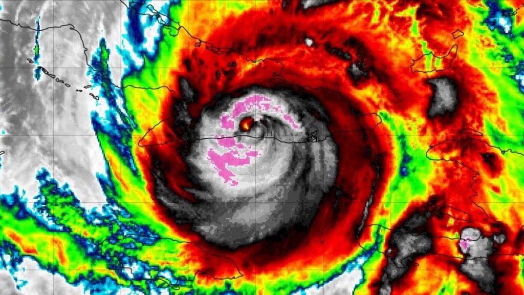 Furacão Melissa toca terra em Cuba após causar destruição na Jamaica