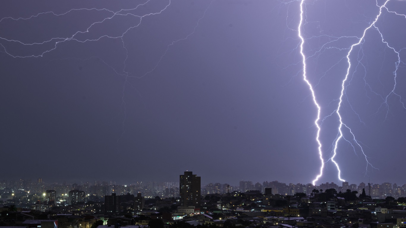 <span class="entry-title-primary">Chuva, vento e temporais atingirão outra vez o Sul, Centro-Oeste e Sudeste</span> <h2 class="entry-subtitle">Novo episódio de forte instabilidade com chuva, vento forte e tempestades afetará o Centro-Sul do Brasi no final da semana </h2>