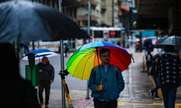 Sequência de três dias de chuva começa com altos volumes