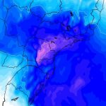 Começo de semana frio com temperatura muito abaixo da média e geada