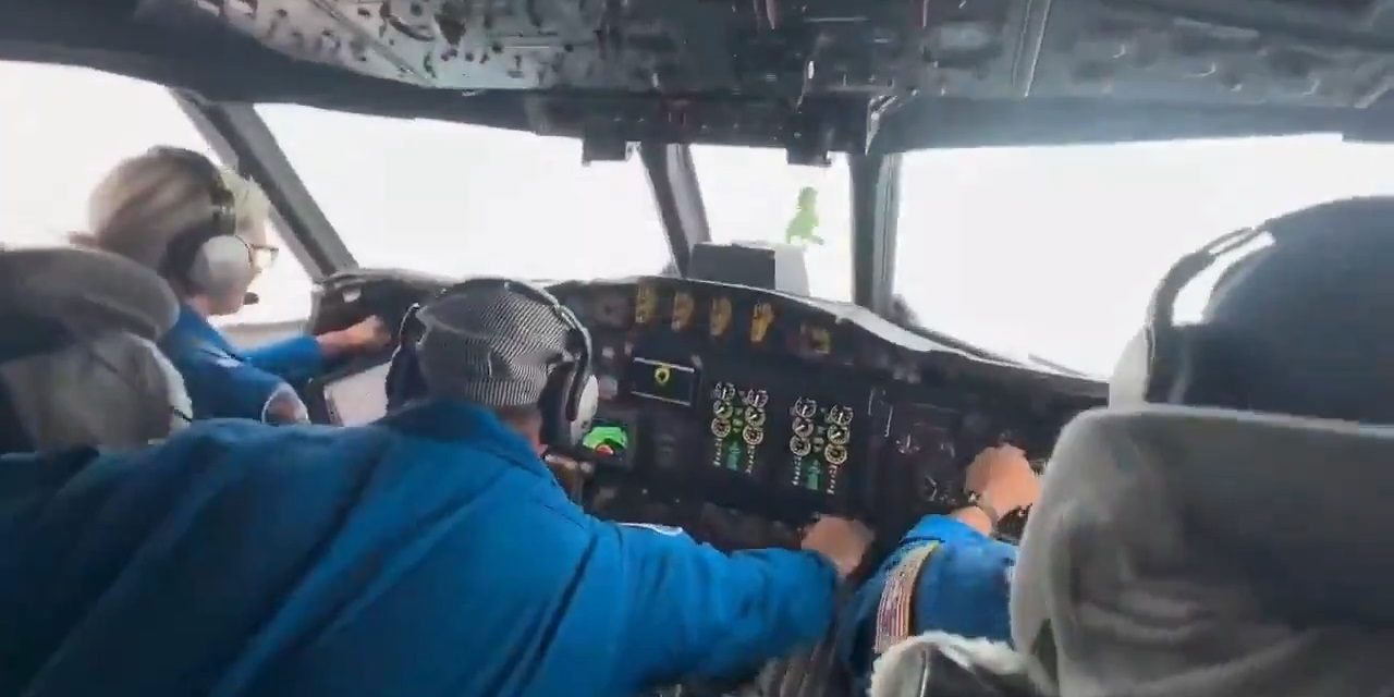 <span  divulga imagens de voo dramático no interior do furacão; veja vídeo</span> <h2  de clima dos Estados Unidos divulgou vídeo de missão no interior do furacão Melissa que teve turbulência extrema </h2>