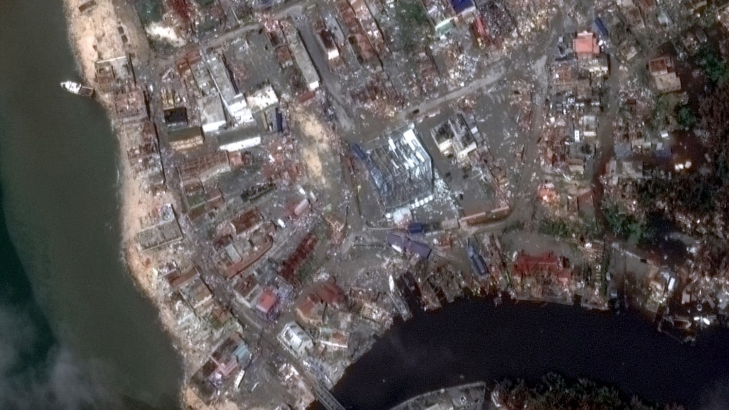 <span class="entry-title-primary">Satélite mostra devastação na Jamaica pelo furacão; veja o antes e depois</span> <h2 class="entry-subtitle">Imagens de satélite mostram o nível de destruição trazido ontem pela passagem do furacão Melissa pela Jamaica com vento de 300 km/h</h2>