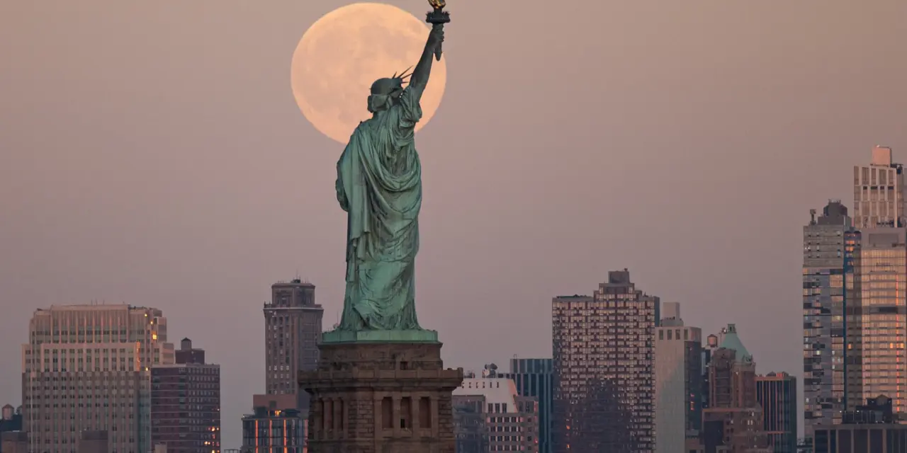 <span class="entry-title-primary">Que história é essa que a Terra terá uma segunda lua? Astrônimos explicam!</span> <h2 class="entry-subtitle">Trabalho publicado dias atrás descreve uma quasi-lua que pode acompanhar o nosso planeta por várias décadas </h2>