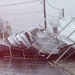 Vento de até 100 km/h provoca estragos e deixa feridos no Sul e Sudeste