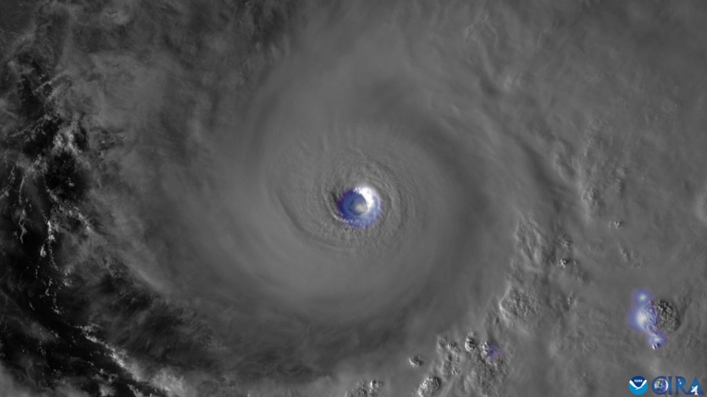 Melissa se transforma em um furacão monstro categoria 5 no Atlântico