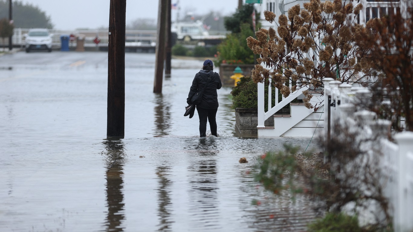 <span class="entry-title-primary">Emergência em Nova York por ciclone que traz vento e inundações</span> <h2 class="entry-subtitle">Ciclone extratropical percorre  a costa Leste dos Estados Unidos com vento intenso, chuva excessiva e maré de tempestade </h2>