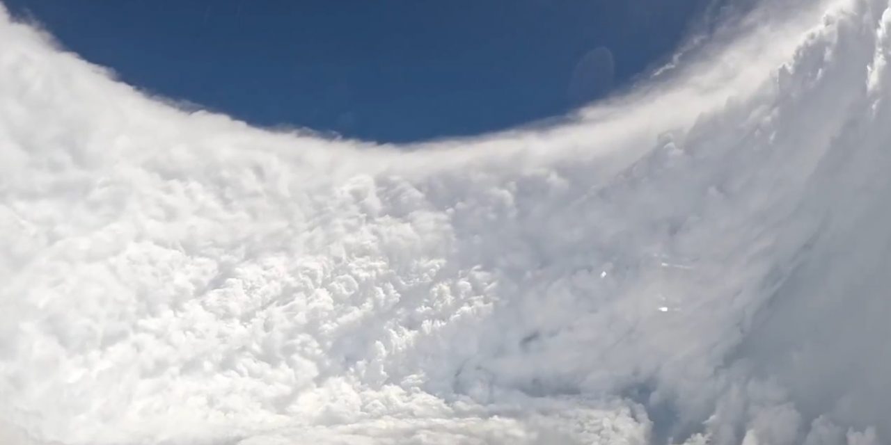 <span  faz vídeos impressionantes no olho do furacão com vento de 380 km/h</span> <h2  impressionantes e algumas das mais incríveis já feitas no olho de um furacão mostram o furacão Melissa por dentro </h2>
