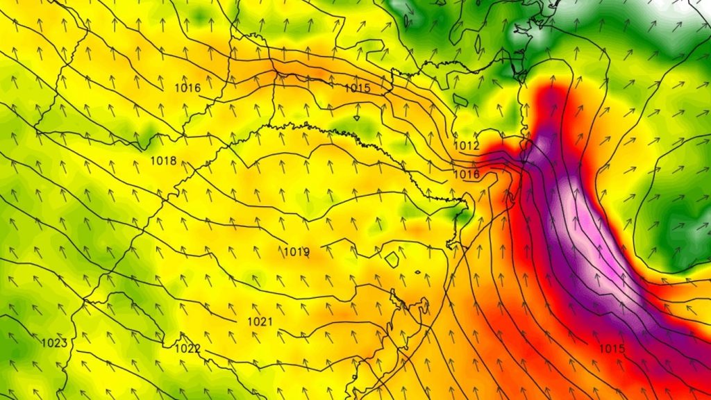 Alerta de vento forte nos litorais do Sul e do Sudeste do Brasil
