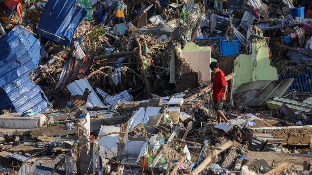 Ciclone tropical com inundações provoca devastação e deixa 100 mortos no Sudeste Asiático