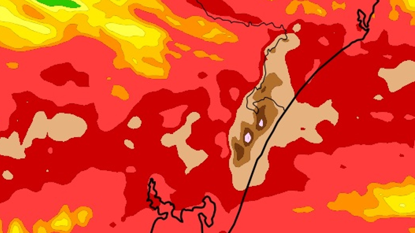 Chuva orográfica de até 100 mm a 200 mm traz riscos no RS e SC Chuva orográfica com volumes muito altos associada ao ciclone deve atingir o Nordeste gaúcho e o Sul catarinense