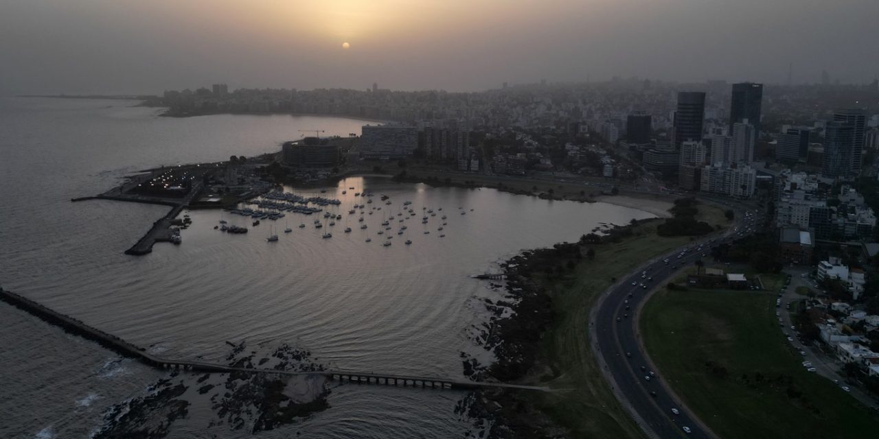 <span class="entry-title-primary">Chega ao Brasil nuvem de poeira gerada por intenso ciclone na Patagônia</span> <h2 class="entry-subtitle">Nuvem de poeira avançou pelo Leste da Argentina, chegou ao Uruguai e alcançou a costa gaúcha com muito fraca intensidade em altitude </h2>
