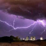 Chuva avança pelo Sul do Brasil neste domingo com altos volumes e temporais