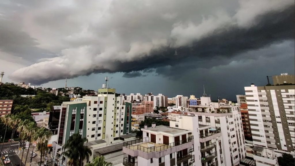 Alerta: alto risco de novos temporais nas próximas horas