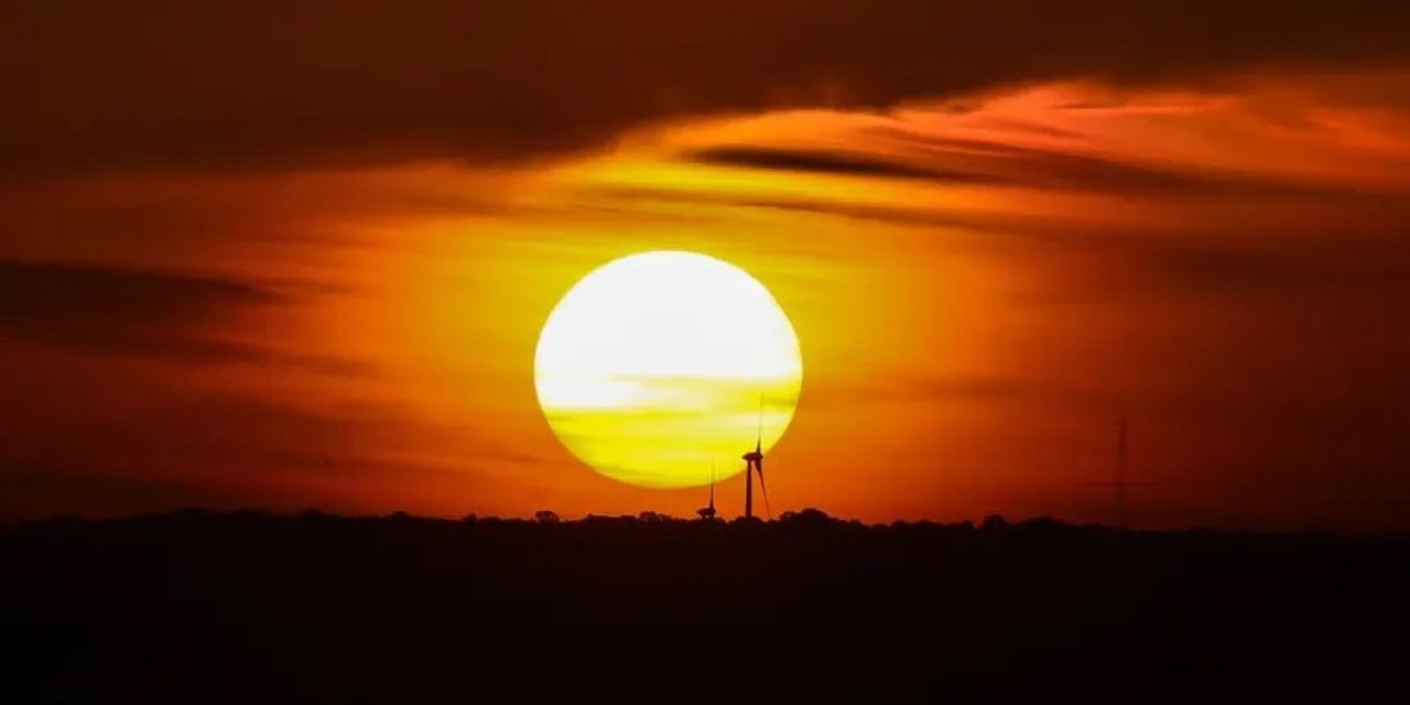 <span class="entry-title-primary">Calor encosta em 40ºC no Rio Grande do Sul; veja onde segue muito quente</span> <h2 class="entry-subtitle">Gaúchos enfrentaram uma sexta-feira escaldante de calor com máximas que passaram dos 35ºC na maioria das regiões do estado </h2>