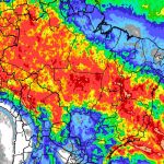 Frente fria e canal de umidade geram alertas em todas as regiões do Brasil