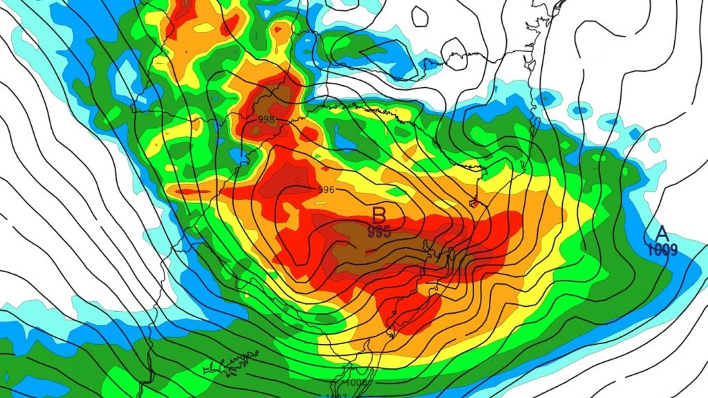 Ciclone intenso pode se formar sobre o Sul do Brasil em semana de alto risco