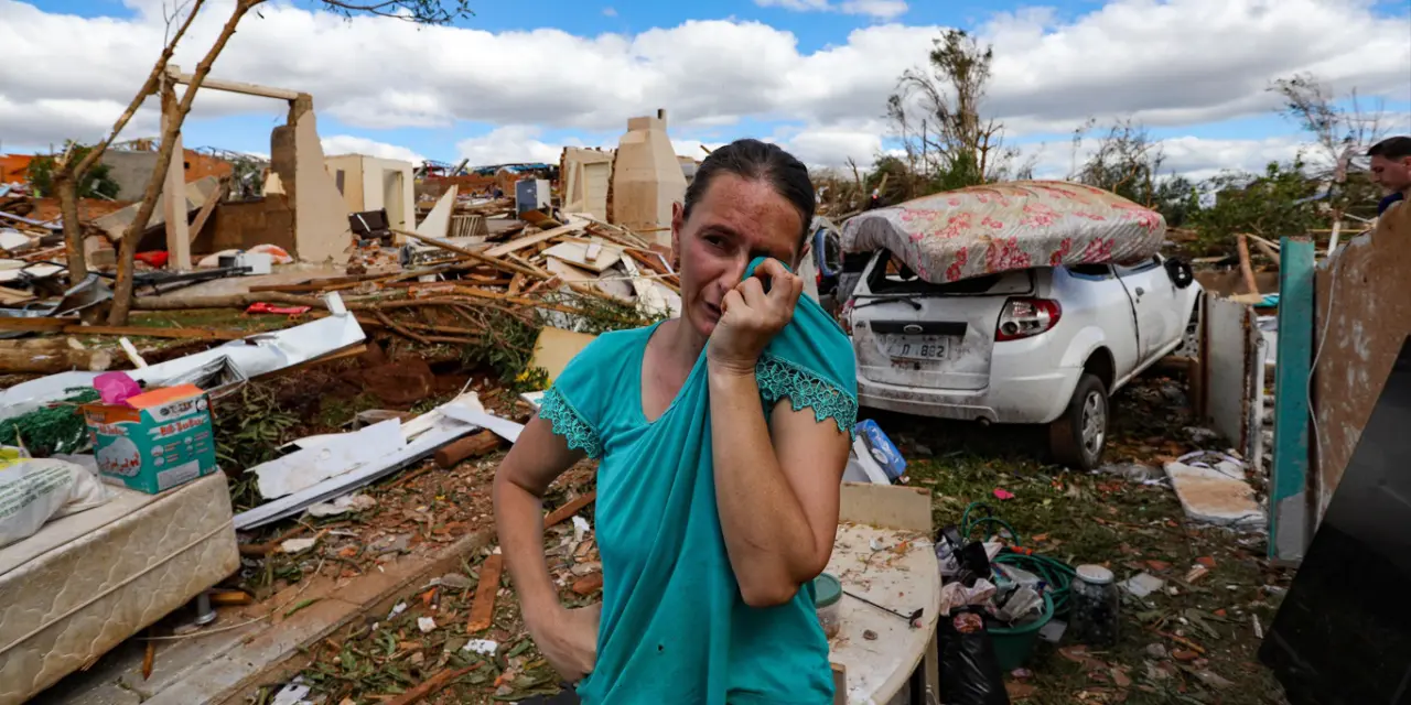 <span class="entry-title-primary">Ciclone no Sul teve 4 tornados, deixou 7 mortos e espalhou destruição</span> <h2 class="entry-subtitle">Ciclone extratropical que atuou no Sul do Brasil provocou tornados e deixou 7 mortos com mais de 700 feridos</h2>