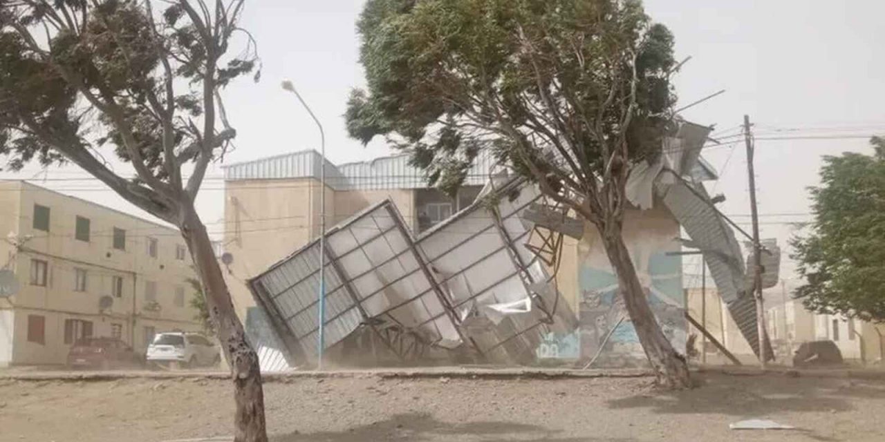 <span class="entry-title-primary">Ciclone provoca vento de 150 km/h na Argentina</span> <h2 class="entry-subtitle">Ciclone extratropical provocou vento extramo com danos e colapso de serviços públicos no Sul da Argentina nesta segunda </h2>