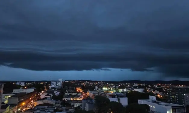 Frente fria chega à fronteira com vento e avança nas próximas horas