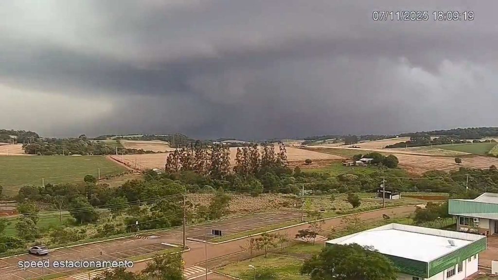 Tornado no Paraná surgiu de fenômeno que gera piores tempestades da natureza