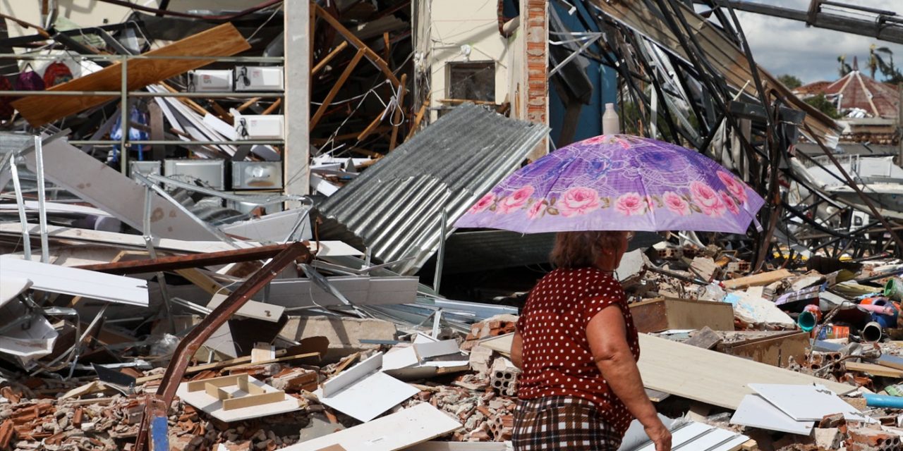 <span class="entry-title-primary">Como será o clima na segunda metade de novembro após início de mês de destruição</span> <h2 class="entry-subtitle">Veja a tendência de chuva e temperatura até o fim de novembro depois de uma primeira quinzena trágica de ciclone, tempestades e tornados </h2>