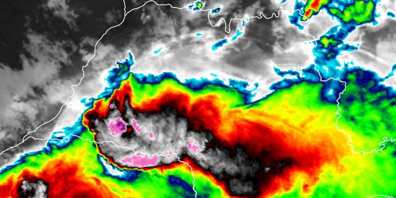 <span class="entry-title-primary">Cidade em São Paulo foi atingida por fenômeno extremo; entenda o temporal trágico</span> <h2 class="entry-subtitle">Temporal violento com vendaval atingiu na madrugada de hoje o interior de São Paulo com uma morte e dezenas de feridos </h2>
