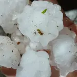 Semana começa sob alerta com risco de novos temporais em vários estados