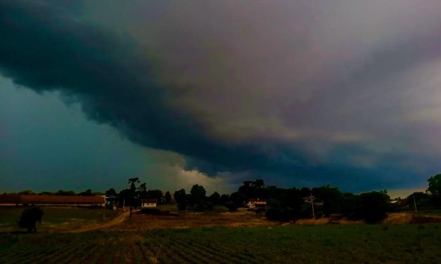 Risco de temporais isolados em parte do RS nas próximas horas