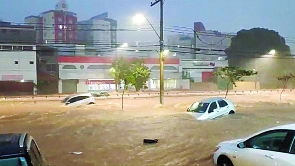 Minas Gerais: centenas de cidades sob perigo de chuva forte e tempestades