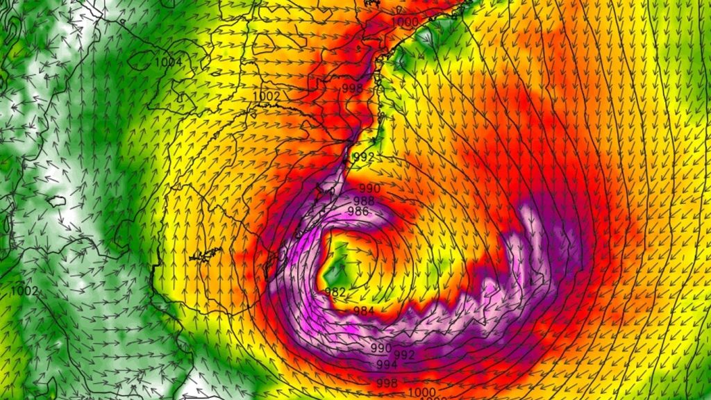 Meteorologista Luiz Fernando Nachtigall: “levem a sério o que está vindo”