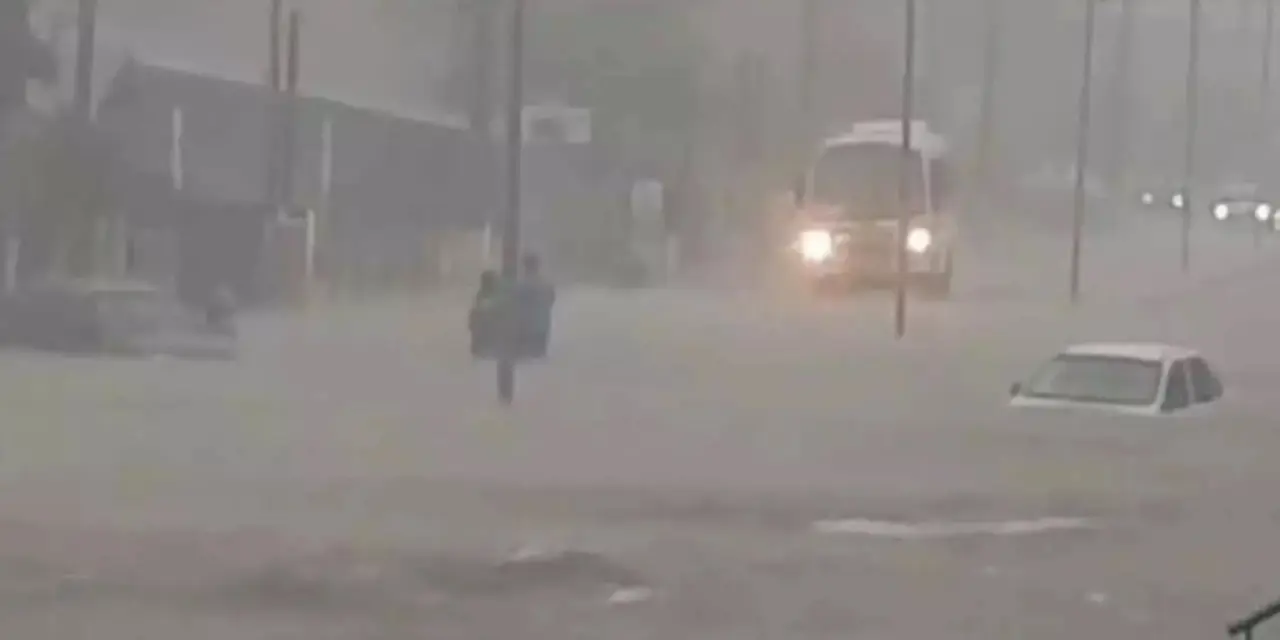 <span class="entry-title-primary">Ciclone provoca chuva extrema, ruas viram rios e cidades alagam na costa</span> <h2 class="entry-subtitle">Ciclone sobre o Rio Grande do Sul provocou chuva excessiva com inundações repentinas no Leste do estado </h2>