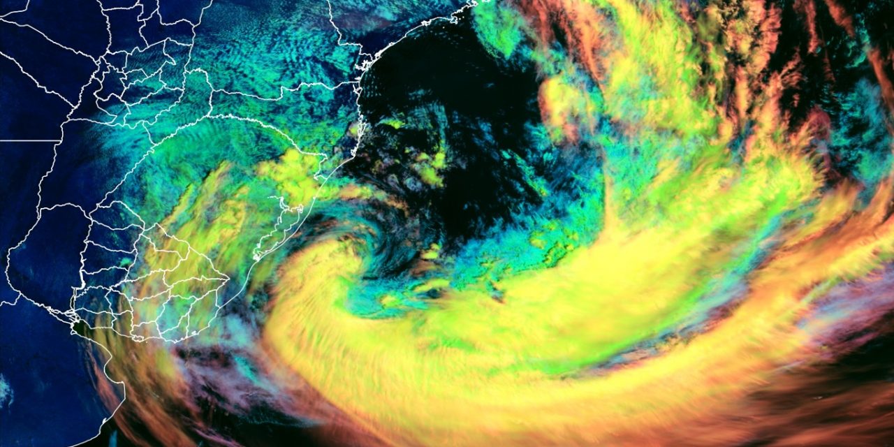 <span class="entry-title-primary">Porto Alegre teve uma das menores pressões atmosféricas em décadas</span> <h2 class="entry-subtitle">Passagem do ciclone muito profundo pelo Rio Grande do Sul trouxe pressão atmosférica excepcionalmente baixa em Porto Alegre </h2>