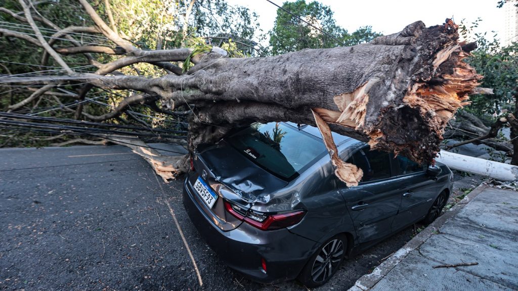 Cinco estados tiveram vento acima de 100 km/h; veja quais e as rajadas