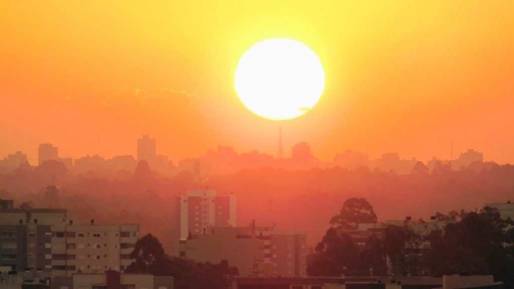 Prepare-se que o calor vai aumentar ainda mais com máximas extremas