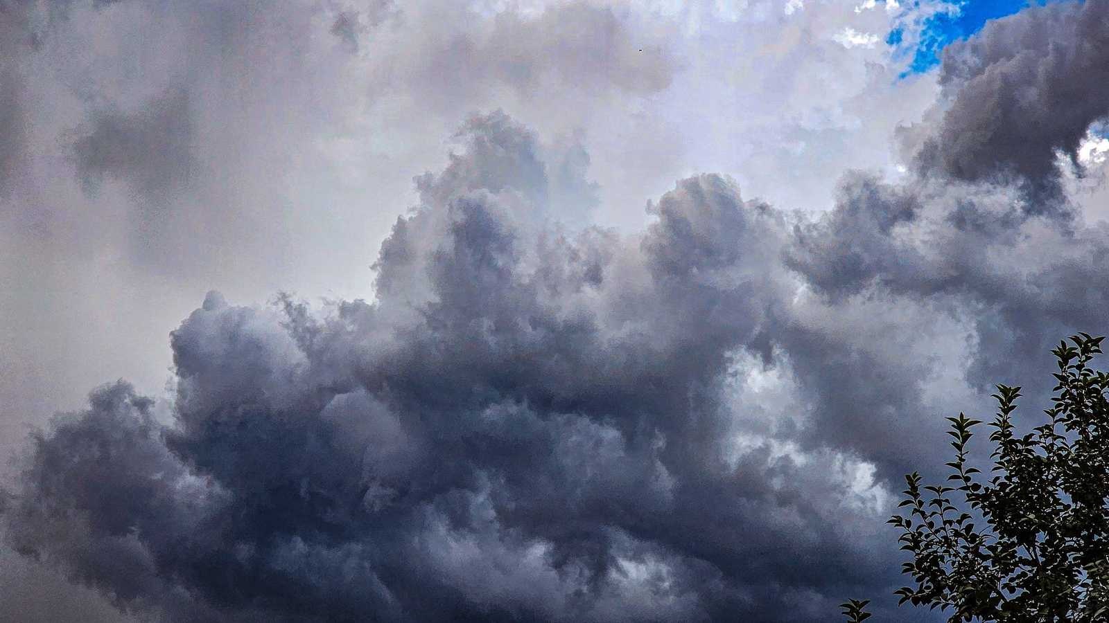 Sul do Brasil segue com risco de chuva forte isolada nesta sexta