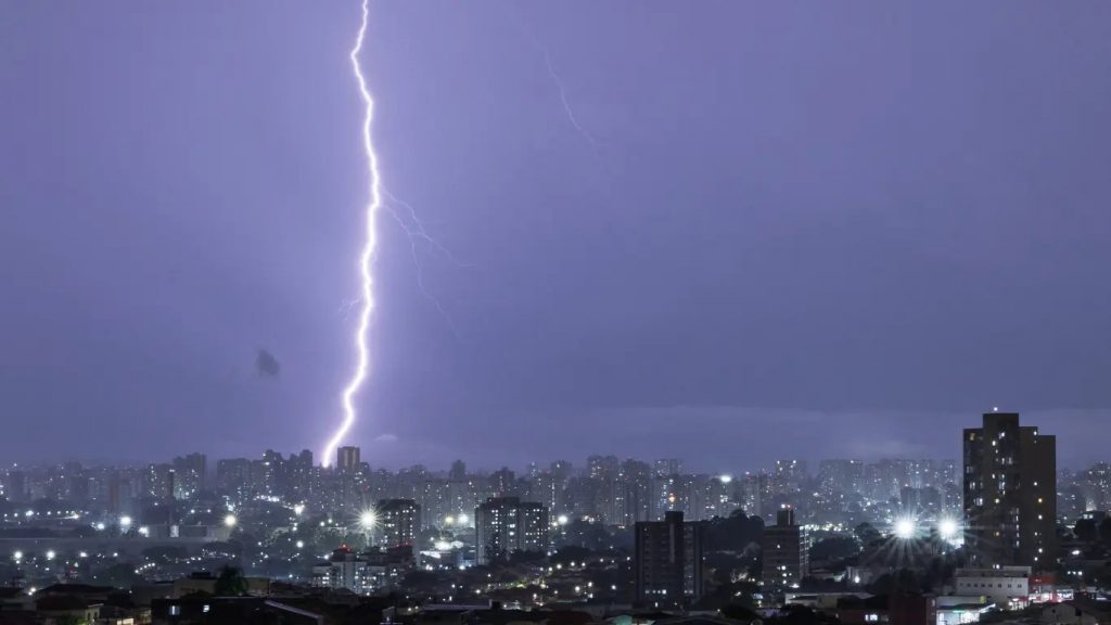 Frente fria trará grande mudança do tempo e afetará vários estados