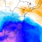Massa de ar frio chega, traz grande refresco e causa vento acima de 80 km/h