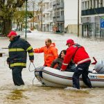 Portugal enfrenta risco de cheias de rios após destruição do ciclone Kristin
