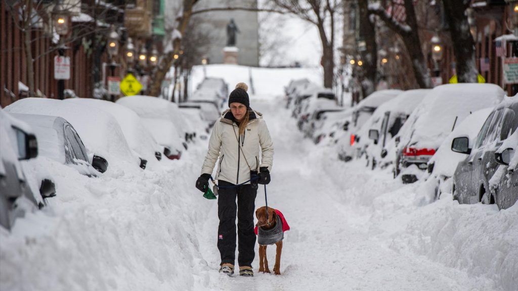 Grandes cidades dos Estados Unidos enfrentam pior inverno em décadas
