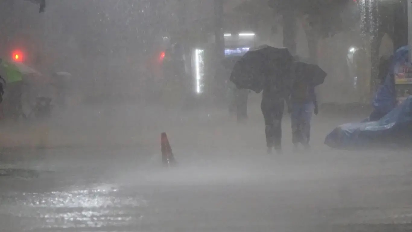 Foto mostra chuva forte em São Paulo