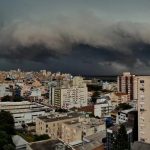 Extremo: Calor de 40°C e tempestades de chuva e vento forte