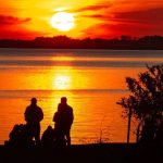 Calor não dá trédua e primeiros dias de abril terão cara de verão