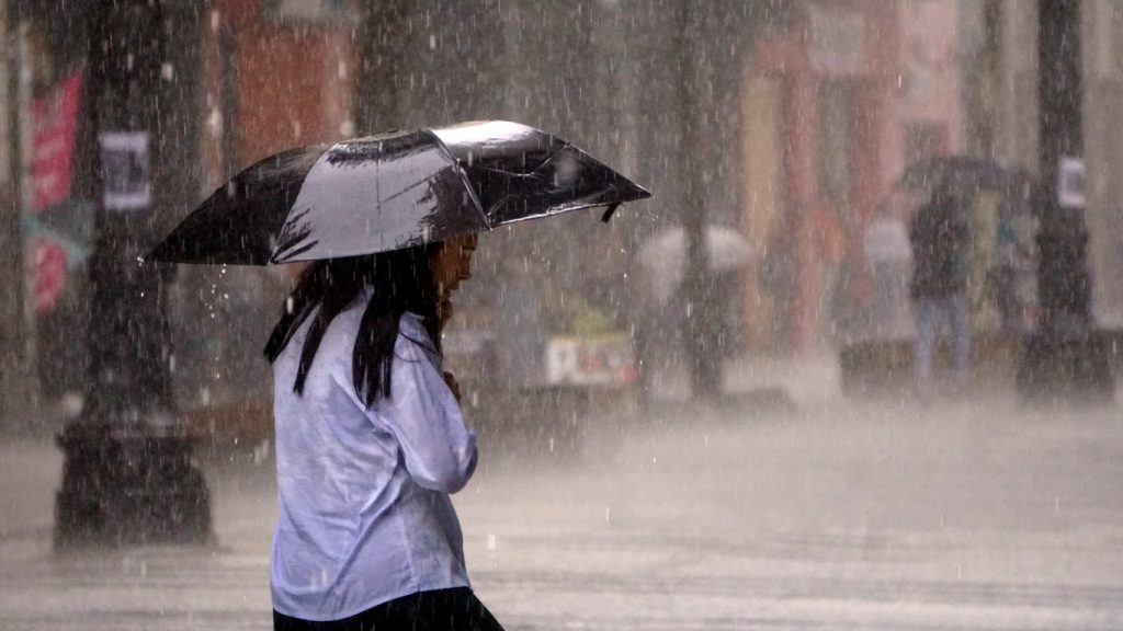 Chuva atinge todos os estados do Centro-Sul do Brasil nesta quinta: veja onde deve chover forte