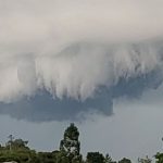 Que são as nuvens estranhas em forma de dentes vistas no temporal?