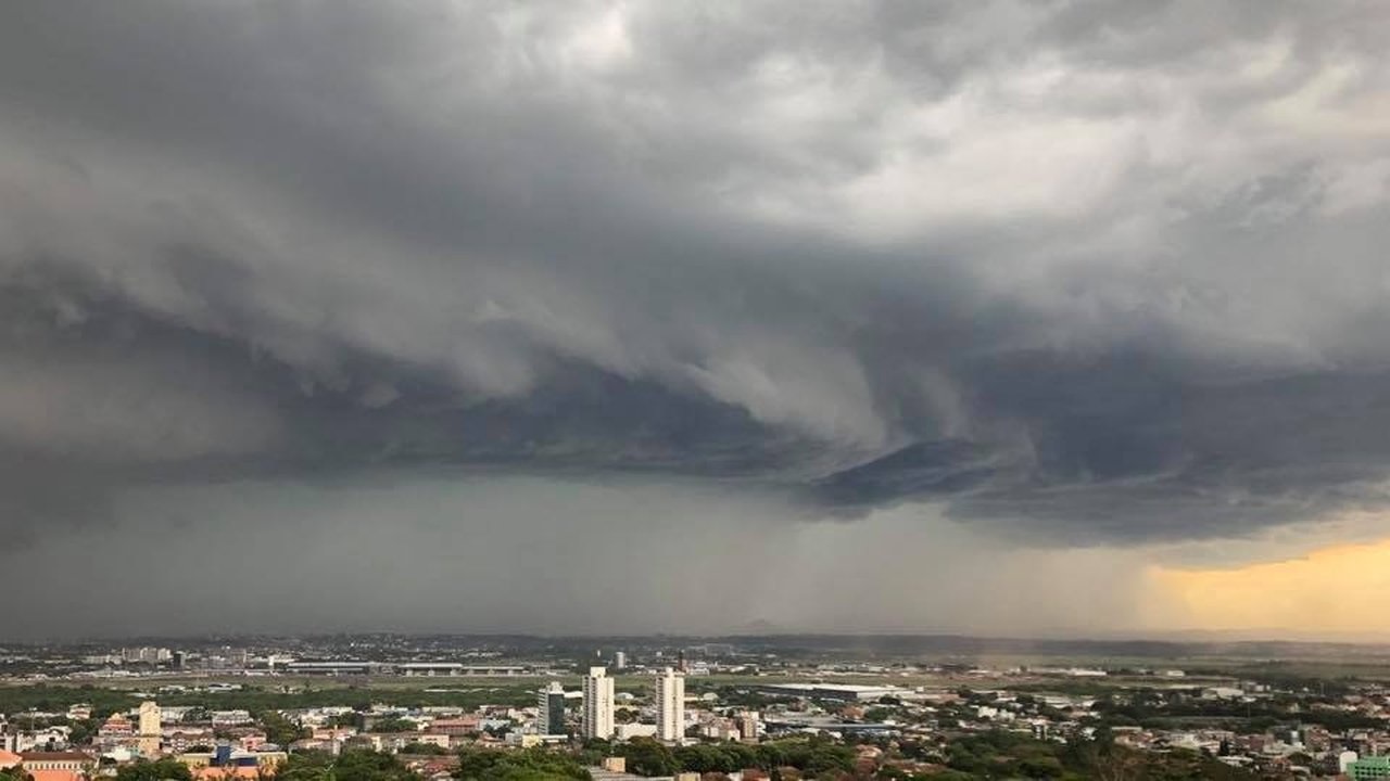 Frente fria e baixa pressão mudam o tempo no Rio Grande do Sul